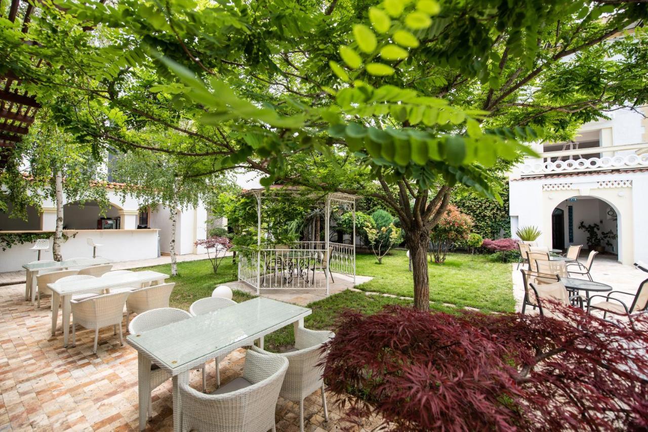 Villa Pontica Năvodari Kültér fotó